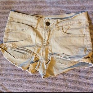 No Boundaries, jean shorts